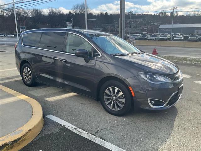 2020 Chrysler Pacifica Hybrid Touring