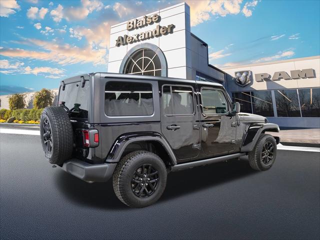 2023 Jeep Wrangler 4-Door Freedom 4x4