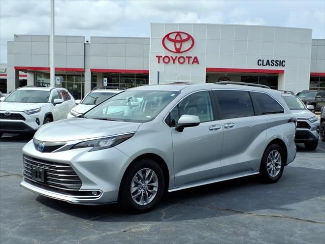 2024 Toyota Sienna XLE