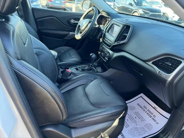 2021 Jeep Cherokee Latitude Lux 4X4