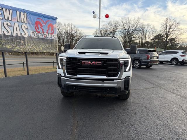 2025 GMC Sierra 2500HD 4WD Crew Cab Standard Bed Pro