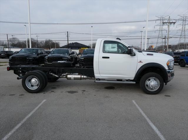 2023 RAM Ram 5500 Chassis Cab RAM 5500 TRADESMAN CHASSIS REGULAR CAB 4X4 84 CA