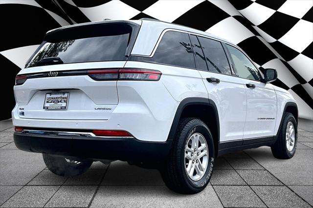 2023 Jeep Grand Cherokee Laredo 4x4