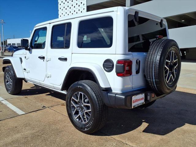 2025 Jeep Wrangler 4-Door Sahara 4x4
