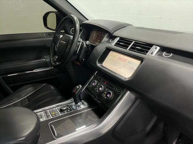 2017 Land Rover Range Rover Sport 5.0L V8 Supercharged SVR