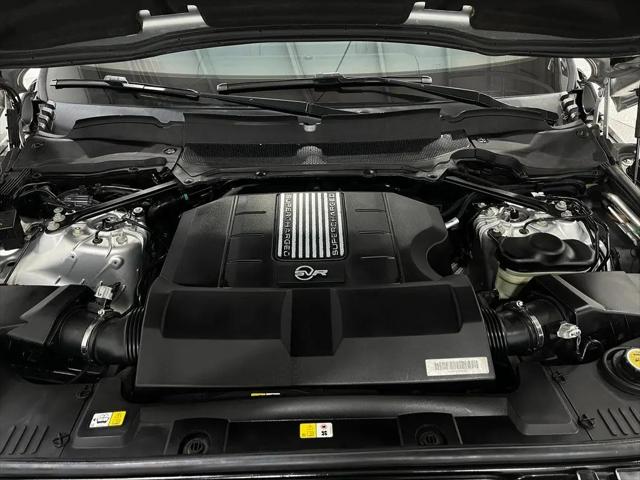 2017 Land Rover Range Rover Sport 5.0L V8 Supercharged SVR