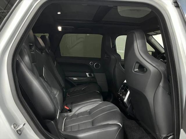 2017 Land Rover Range Rover Sport 5.0L V8 Supercharged SVR