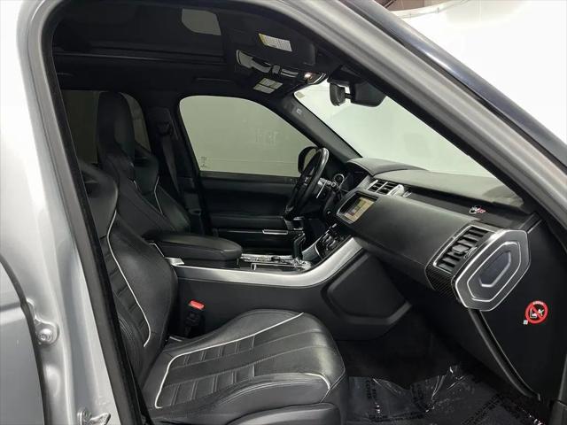 2017 Land Rover Range Rover Sport 5.0L V8 Supercharged SVR