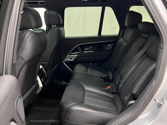 2024 Land Rover Range Rover P530 SE