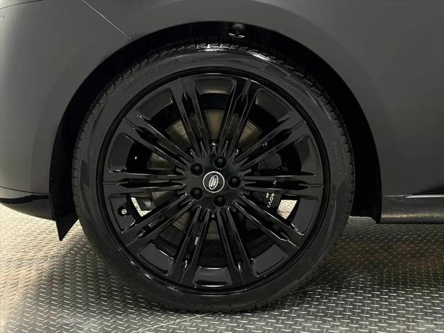 2024 Land Rover Range Rover P530 SE