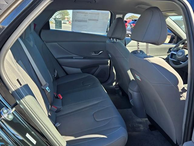 2026 Hyundai Elantra Hybrid SEL Sport
