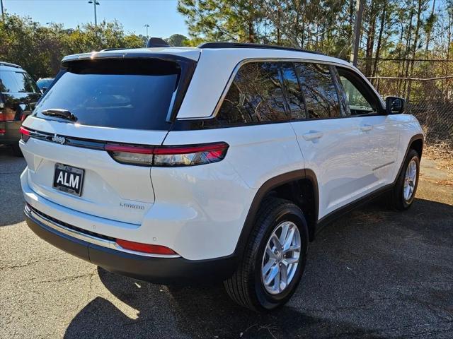 2025 Jeep Grand Cherokee Laredo 4x2