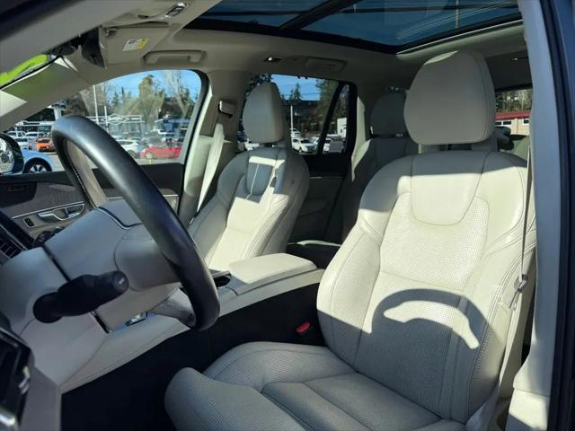 2022 Volvo XC90 Recharge T8 Inscription 6 Passenger