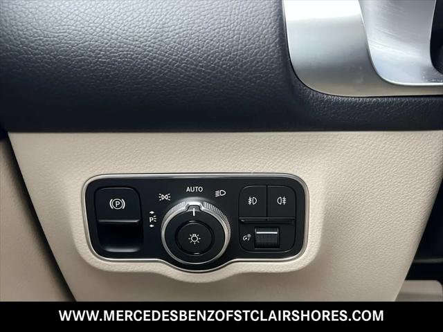 2026 Mercedes-Benz GLB 4MATIC