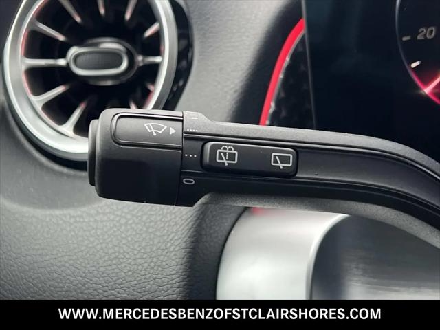 2026 Mercedes-Benz GLB 4MATIC
