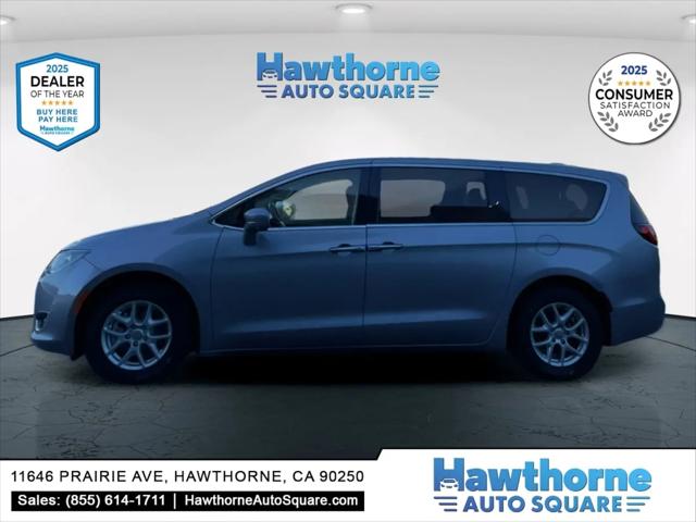2020 Chrysler Pacifica Touring for sale in Hawthorne, CA