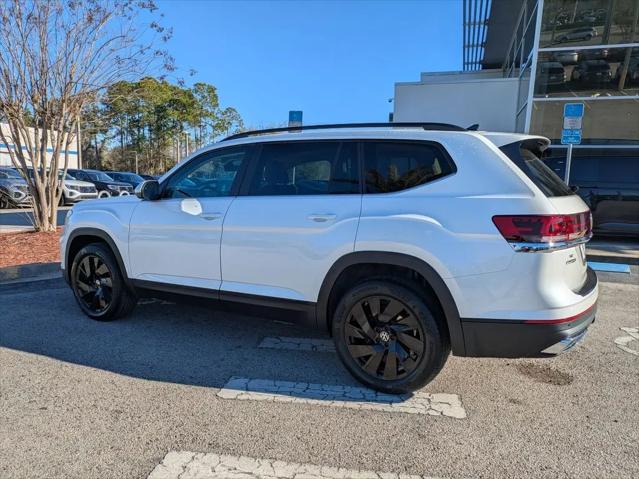 2026 Volkswagen Atlas SE with Technology
