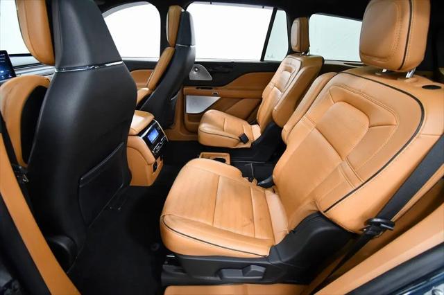 2022 Lincoln Aviator Black Label