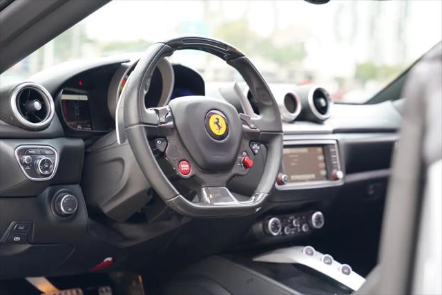 2016 Ferrari California T