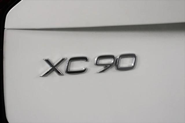2026 Volvo XC90 Plug-In Hybrid Plus, T8 AWD, Electric/Gasoline, Bright, 7 Seats