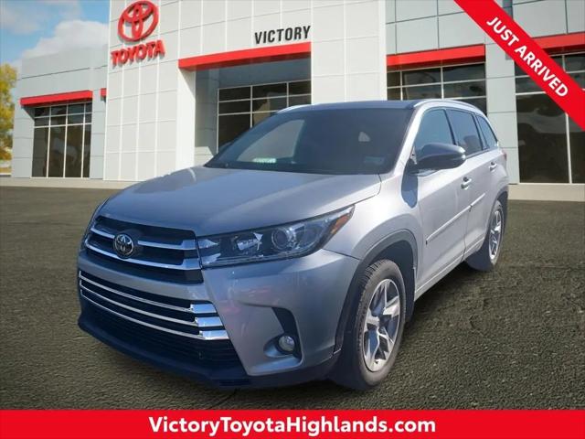 2018 Toyota Highlander Limited for sale in Triadelphia, WV
