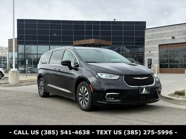 2022 Chrysler Pacifica Hybrid Touring L for sale in Sandy, UT