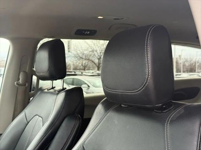 2022 Chrysler Pacifica Hybrid Touring L