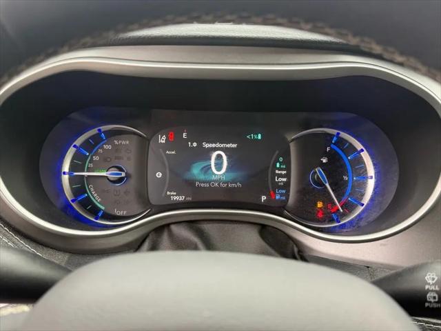 2022 Chrysler Pacifica Hybrid Touring L