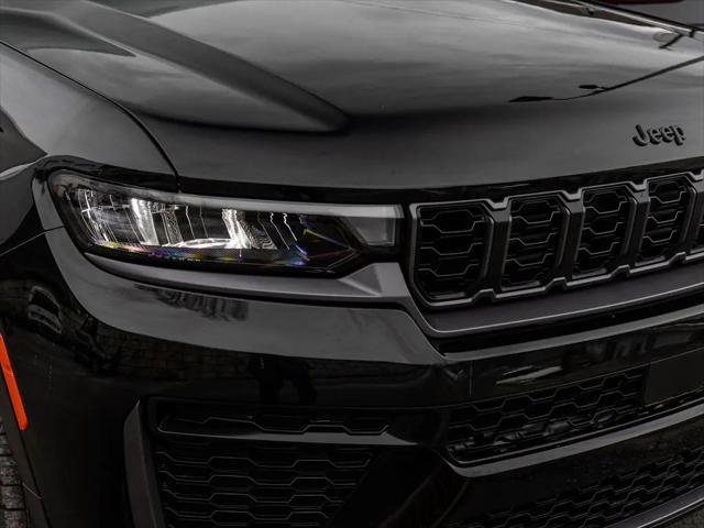 2026 Jeep Grand Cherokee Altitude 4x4