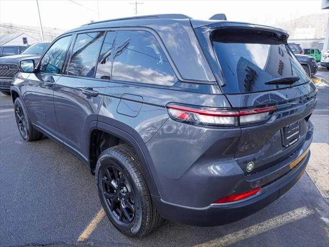 2026 Jeep Grand Cherokee Altitude 4x4