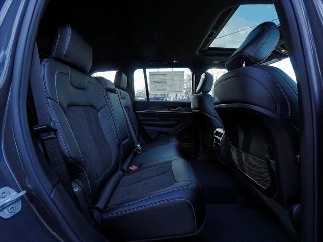2026 Jeep Grand Cherokee Altitude 4x4