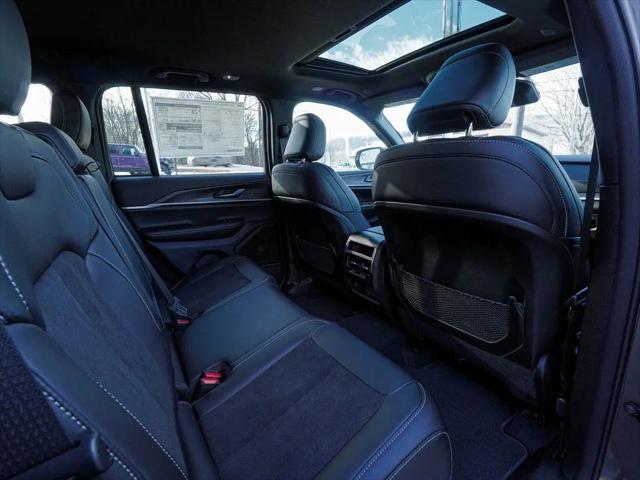 2026 Jeep Grand Cherokee Altitude 4x4