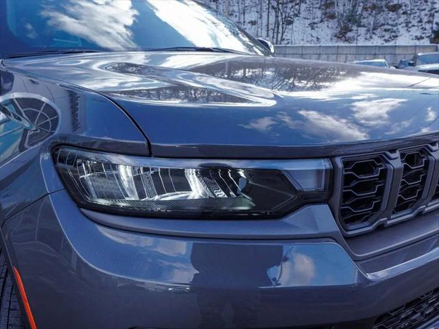 2026 Jeep Grand Cherokee Altitude 4x4