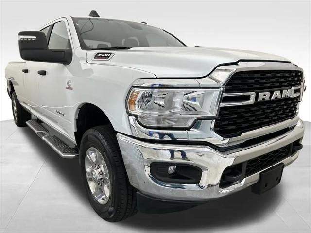 2024 Ram 3500 Big Horn Crew Cab 4x4 8' Box