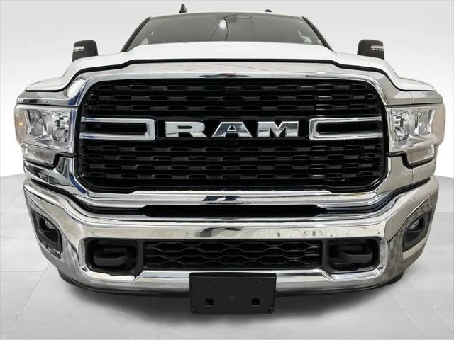 2024 Ram 3500 Big Horn Crew Cab 4x4 8' Box