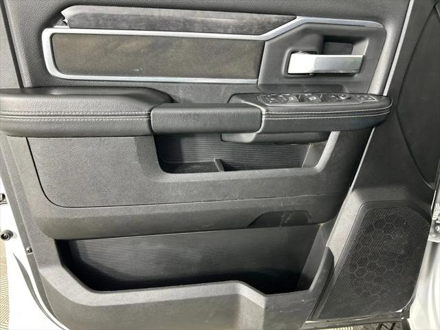 2024 Ram 3500 Big Horn Crew Cab 4x4 8' Box