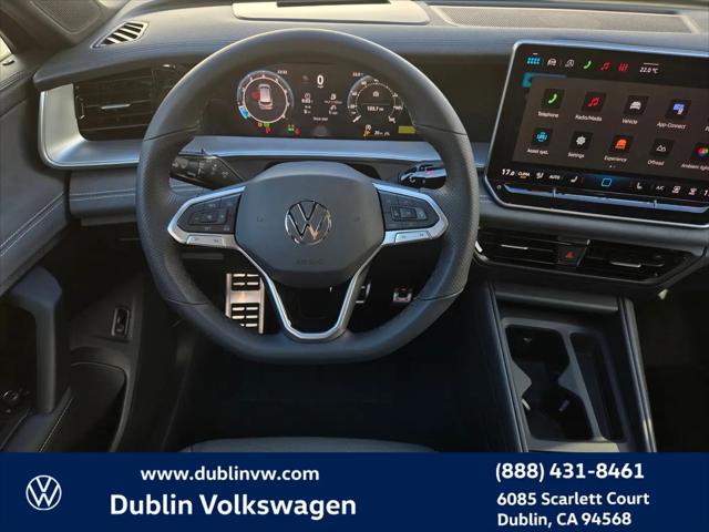 2026 Volkswagen Tiguan SE R-Line Black