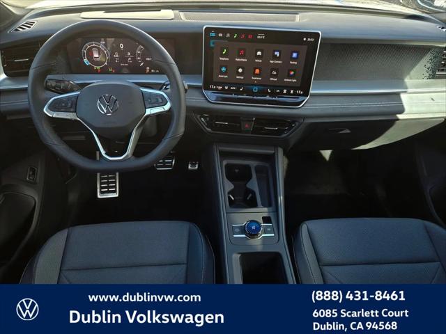 2026 Volkswagen Tiguan SE R-Line Black