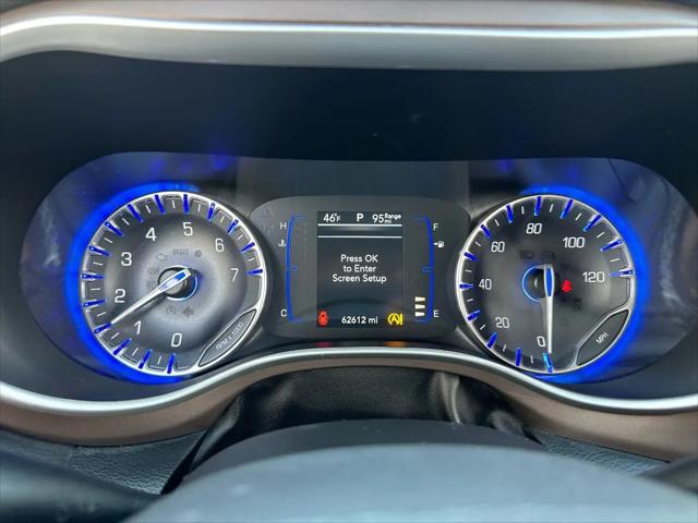 2022 Chrysler Voyager LX