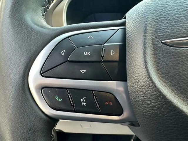 2022 Chrysler Voyager LX