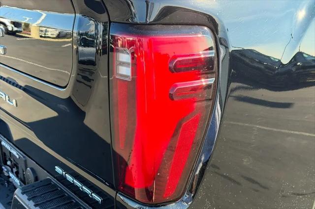 2026 GMC Sierra 2500HD Crew Cab, Standard Bed, Denali, 4WD