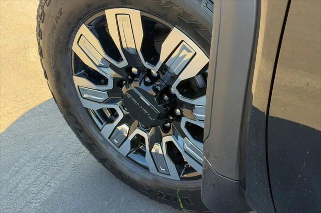 2026 GMC Sierra 2500HD Crew Cab, Standard Bed, Denali, 4WD