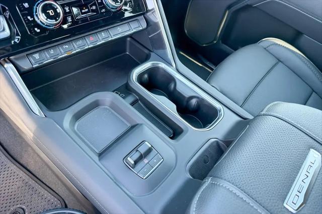 2026 GMC Sierra 2500HD Crew Cab, Standard Bed, Denali, 4WD