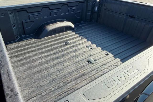 2026 GMC Sierra 2500HD Crew Cab, Standard Bed, Denali, 4WD