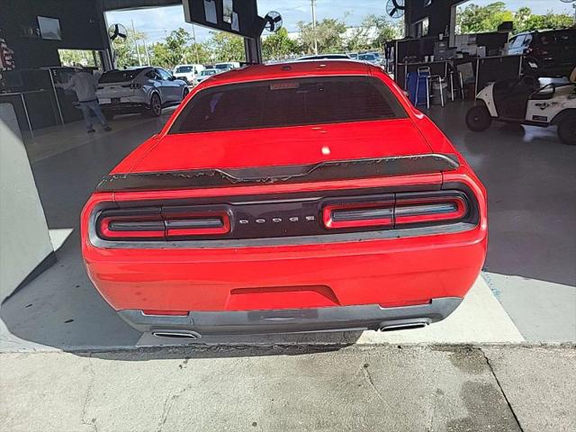 2015 Dodge Challenger SXT