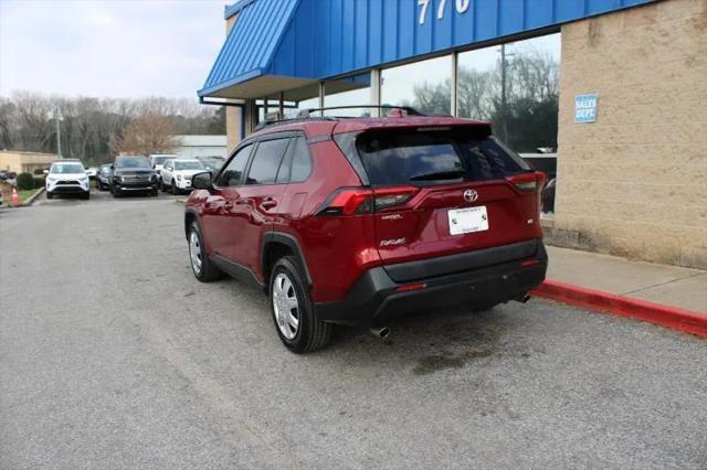 2019 Toyota RAV4 LE