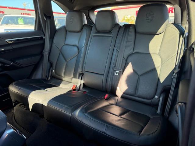 2014 Porsche Cayenne Diesel Platinum Edition