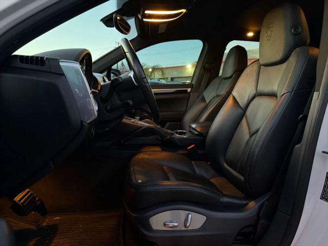 2014 Porsche Cayenne Diesel Platinum Edition