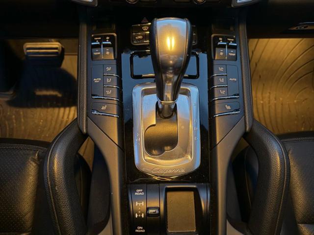 2014 Porsche Cayenne Diesel Platinum Edition