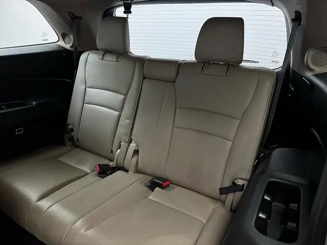 2022 Honda Pilot AWD Touring 7 Passenger